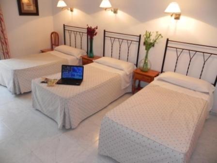 Hostal Ivor Μαδρίτη Εξωτερικό φωτογραφία