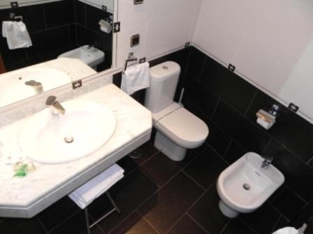 Hostal Ivor Μαδρίτη Εξωτερικό φωτογραφία
